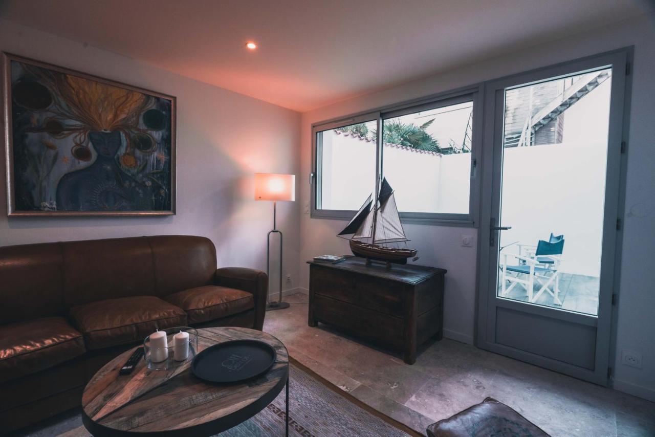 Appartement Avec Cour Privee Centre Ville Classe 4 Etoiles Remparts 1 La Rochelle  Zewnętrze zdjęcie